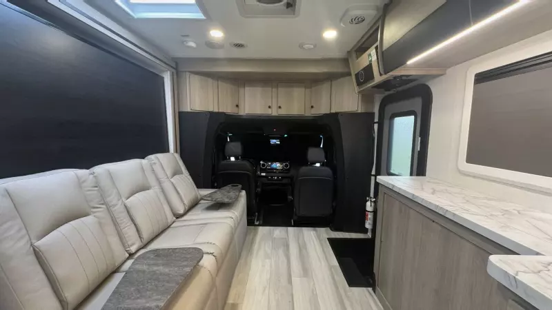 2400M Floorplan Main Room