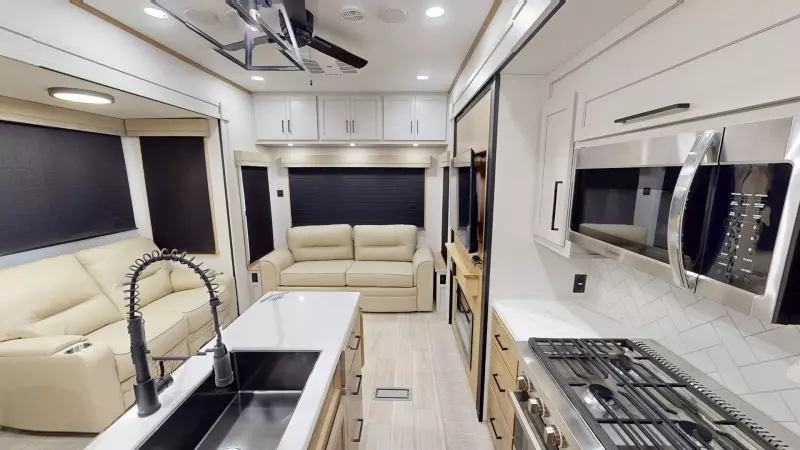 4003MB Floorplan Main Room