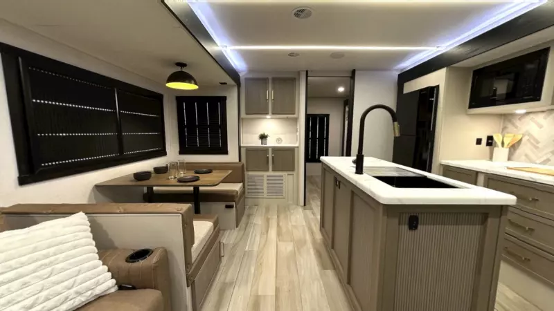 310BHI Floorplan Main Room