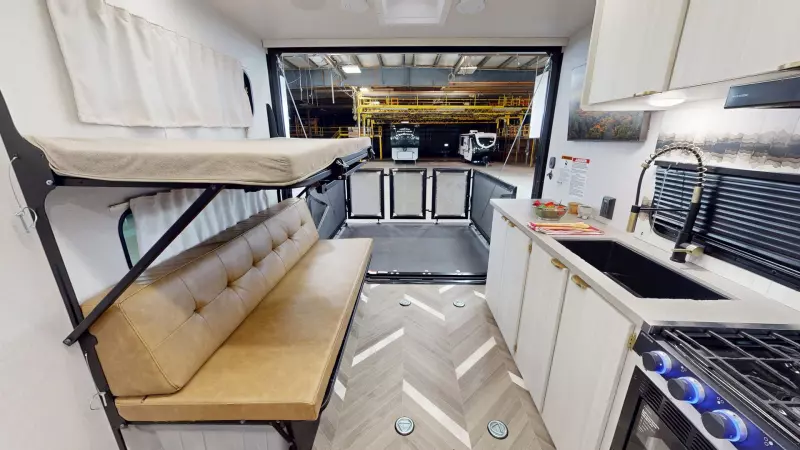 1900THK Floorplan Main Room